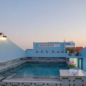 3* Hotel Town